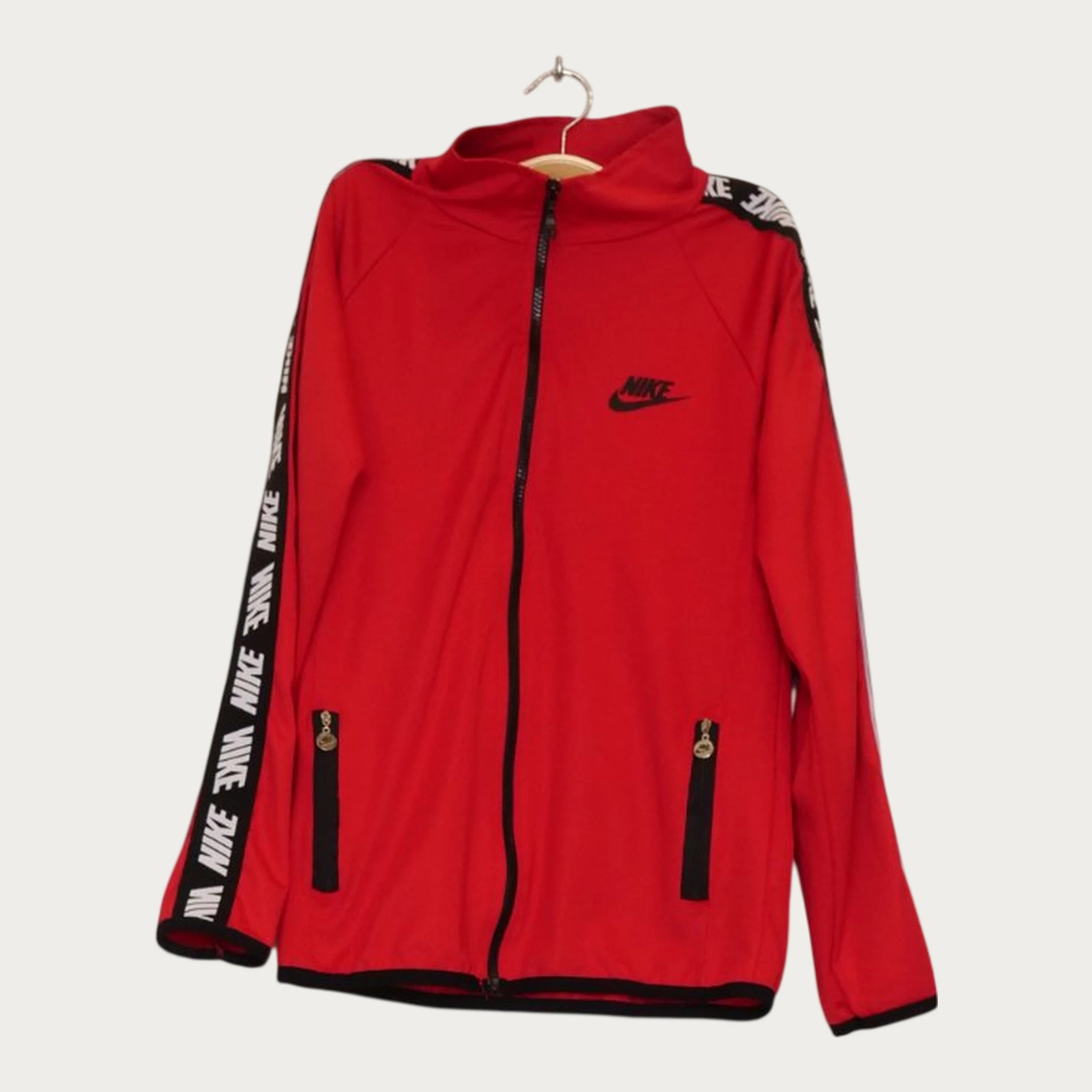 Pull nike